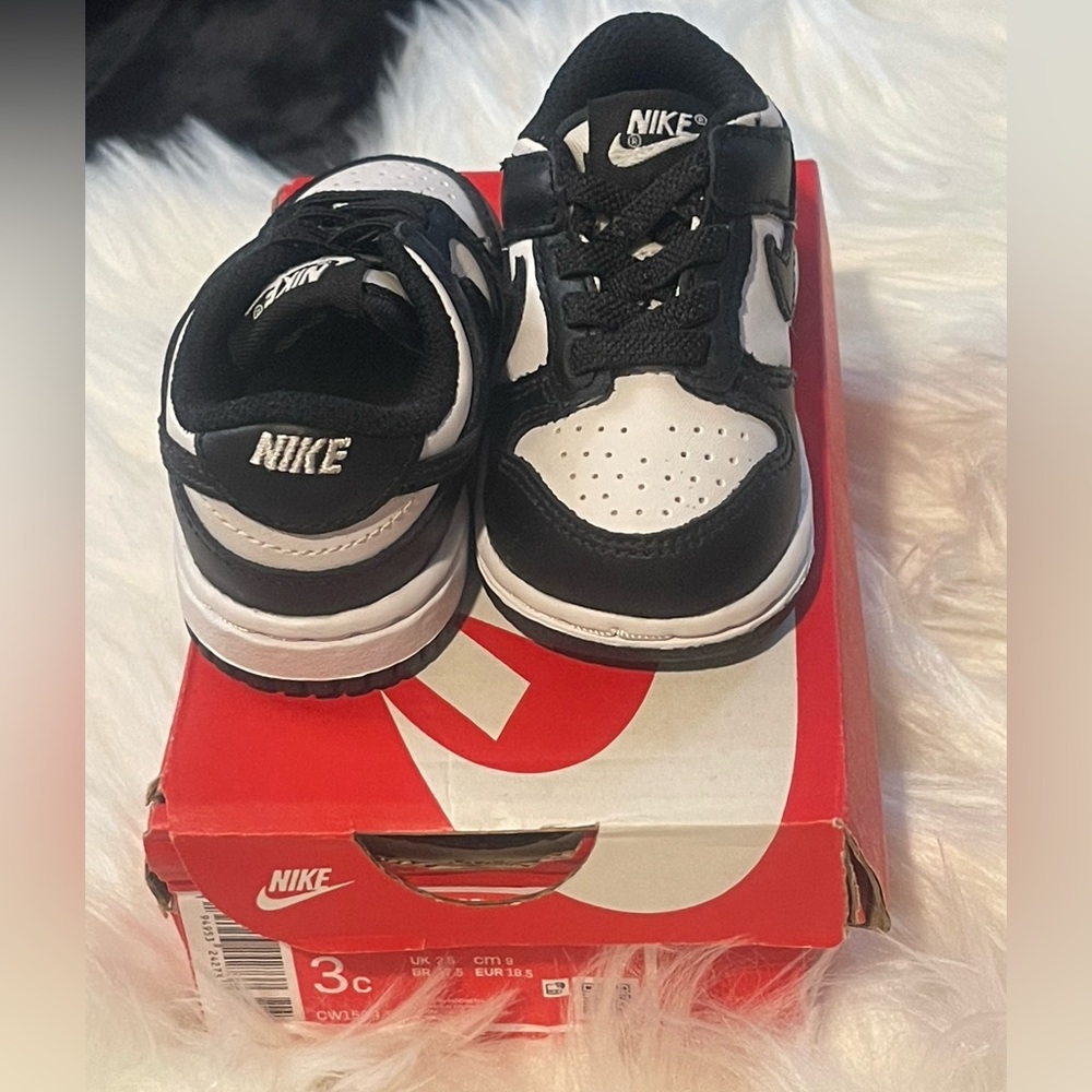 Nike Panda Dunks Infant size 3c